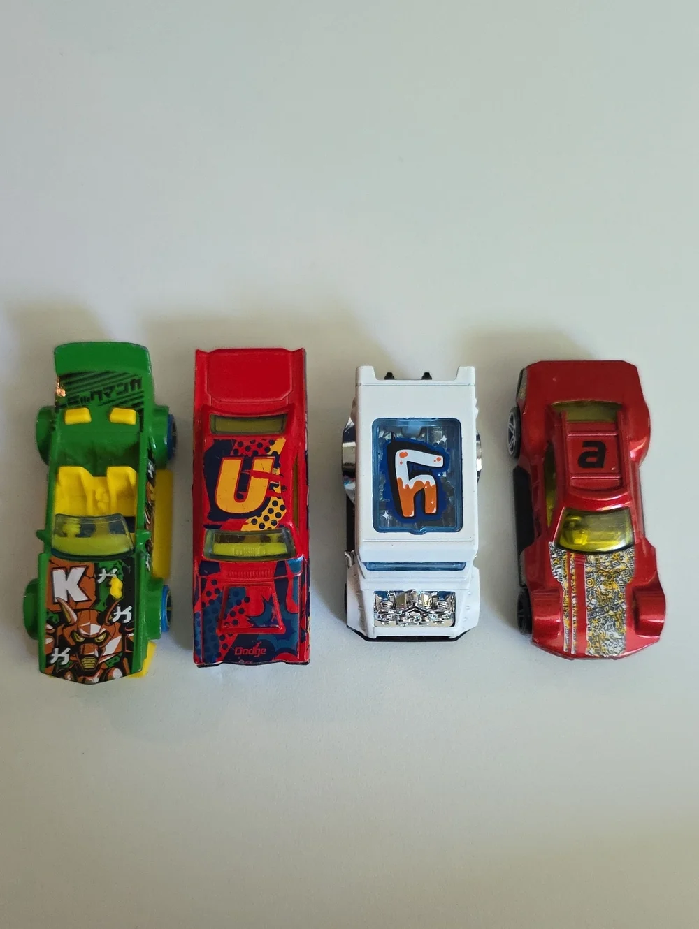 Hot Wheels Art Cars - Datsun, Driftsta, Dodge Dart, Manga, Delorean, Mini Van